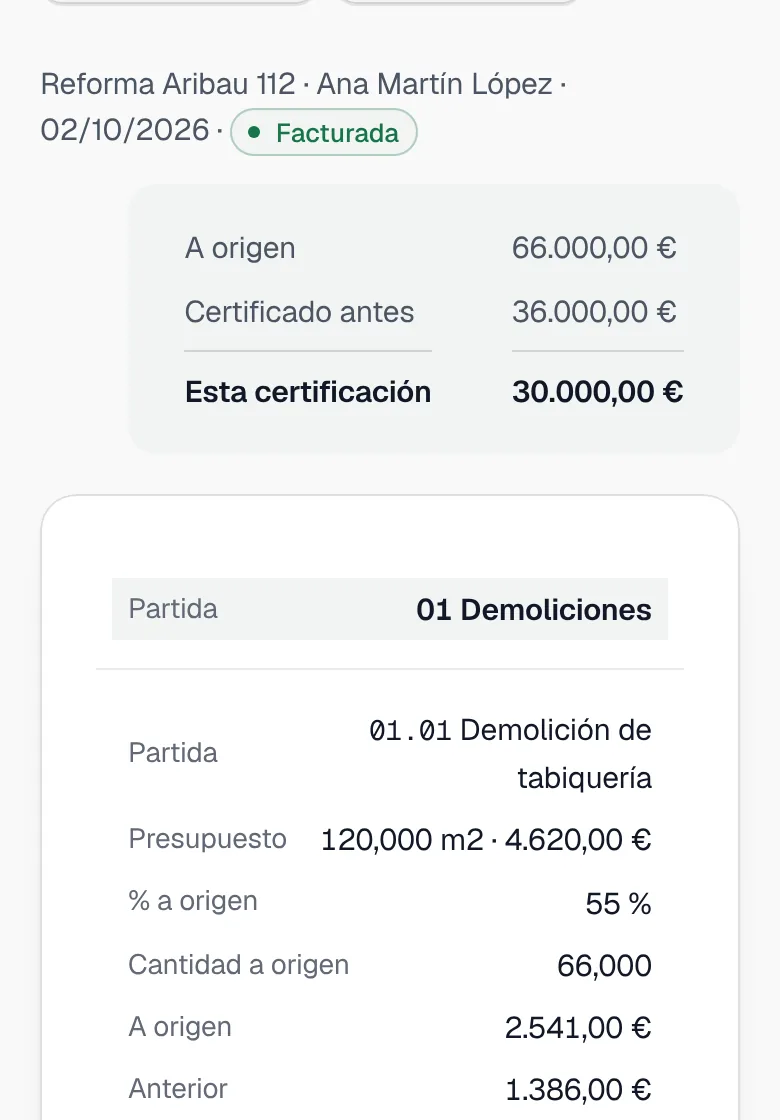 Certificación n.º 2 en el panel, en el móvil