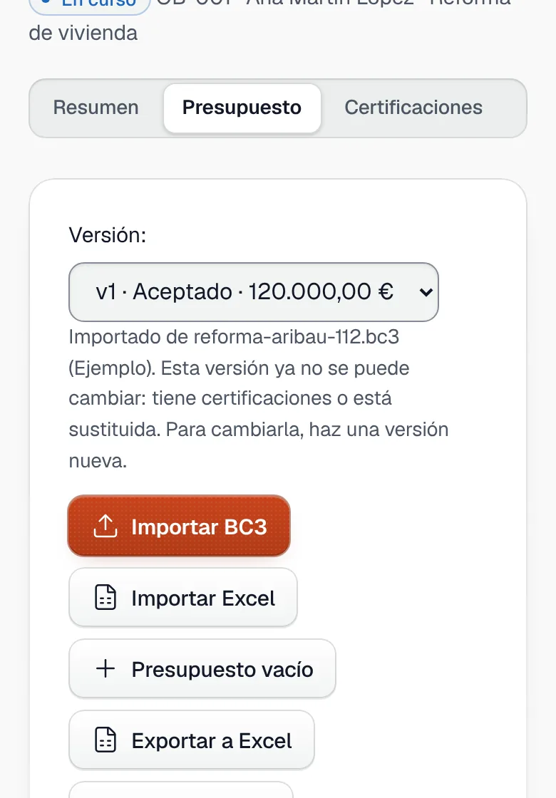 Presupuesto de la obra Reforma Aribau 112 en el panel, en el móvil